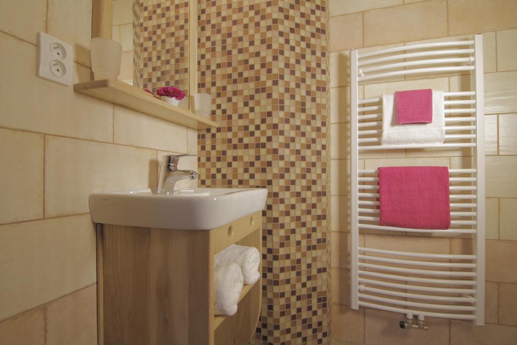 Pension U Lipy Bynovec Room photo